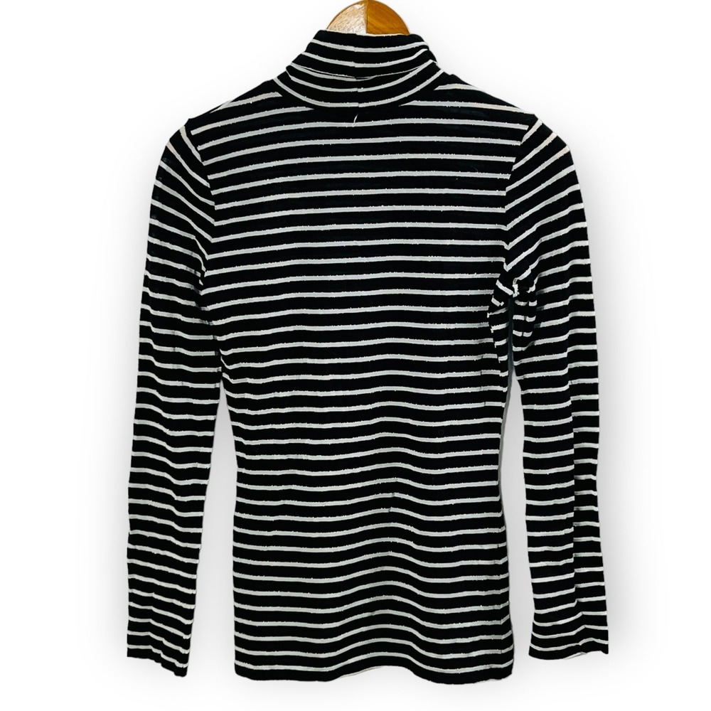 Express Striped Turtleneck‎ Top S Black White Long Sleeve Gold Crest Y2K - Picture 3 of 10